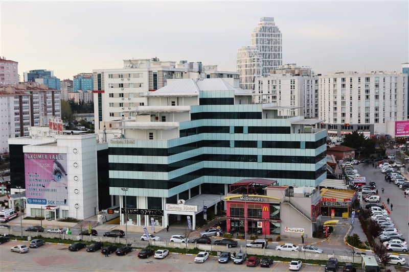 Sarissa Hotel